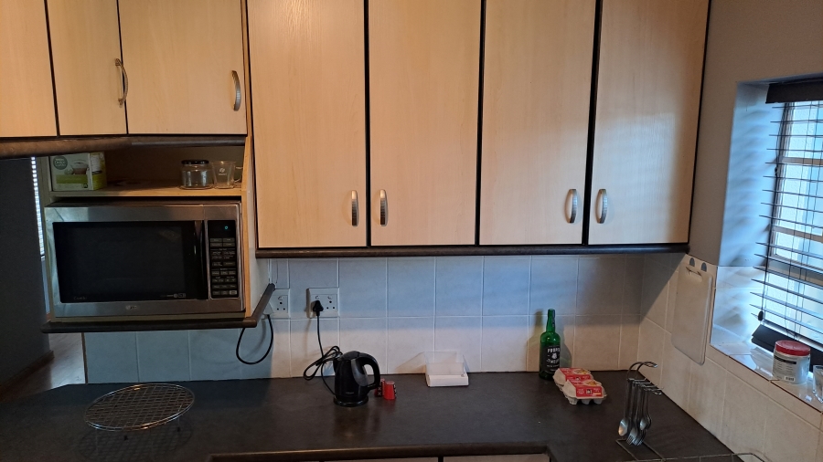 To Let 1 Bedroom Property for Rent in Westering Eastern Cape